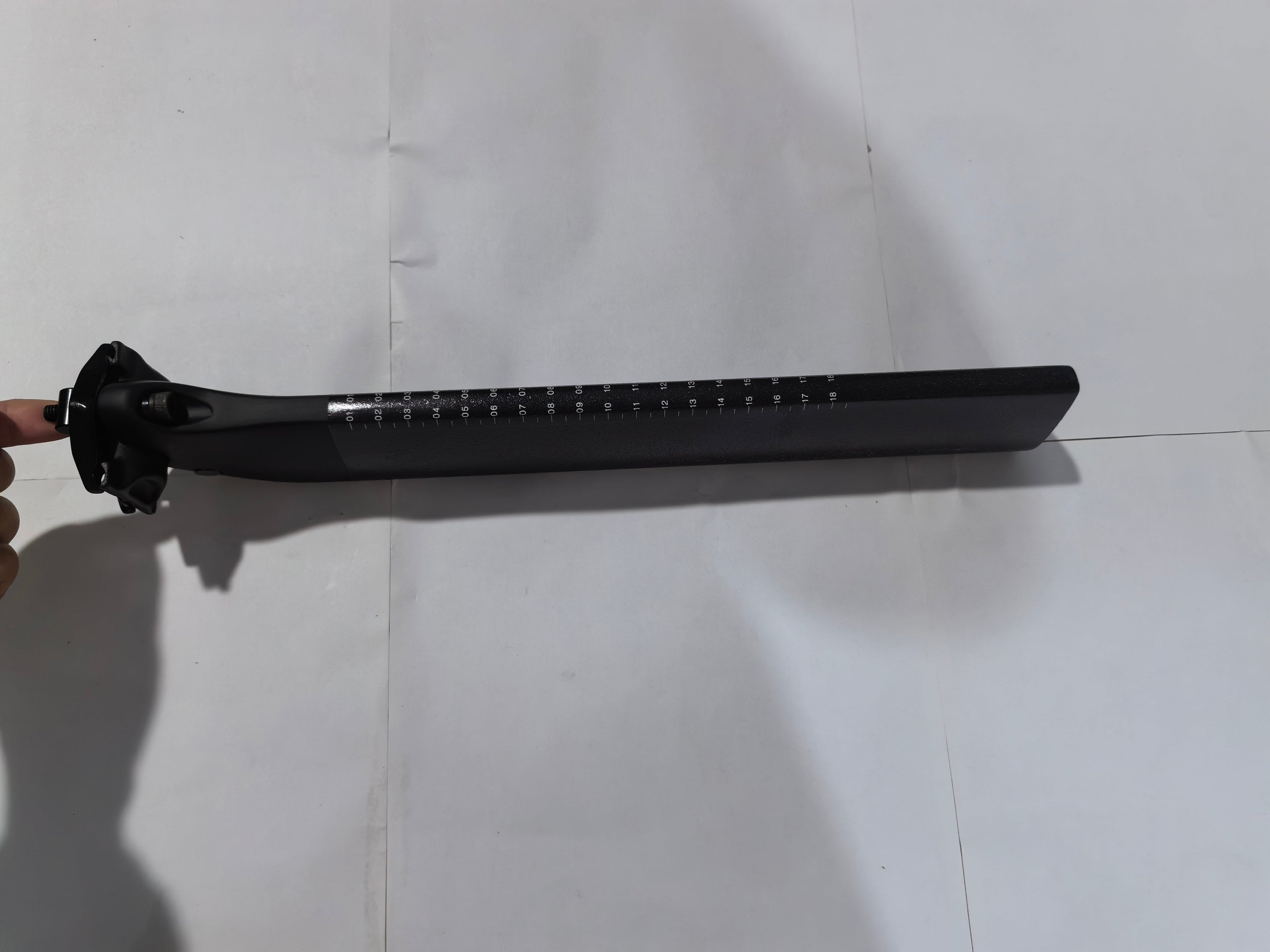 Carbon Fiber Aero Seatpost for Twitter R5 / R10 / R12 Road Bikes-4