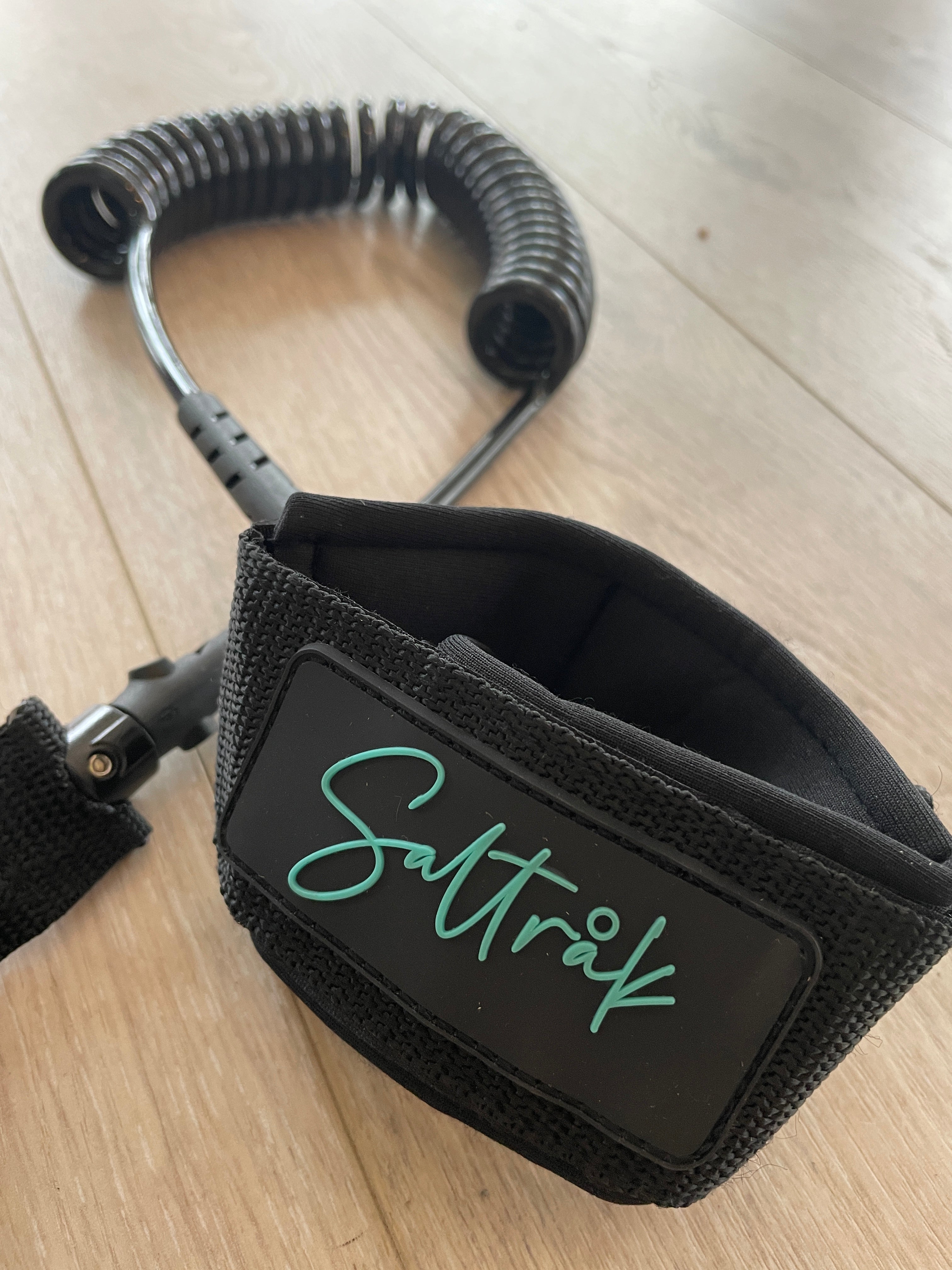 Leash-5