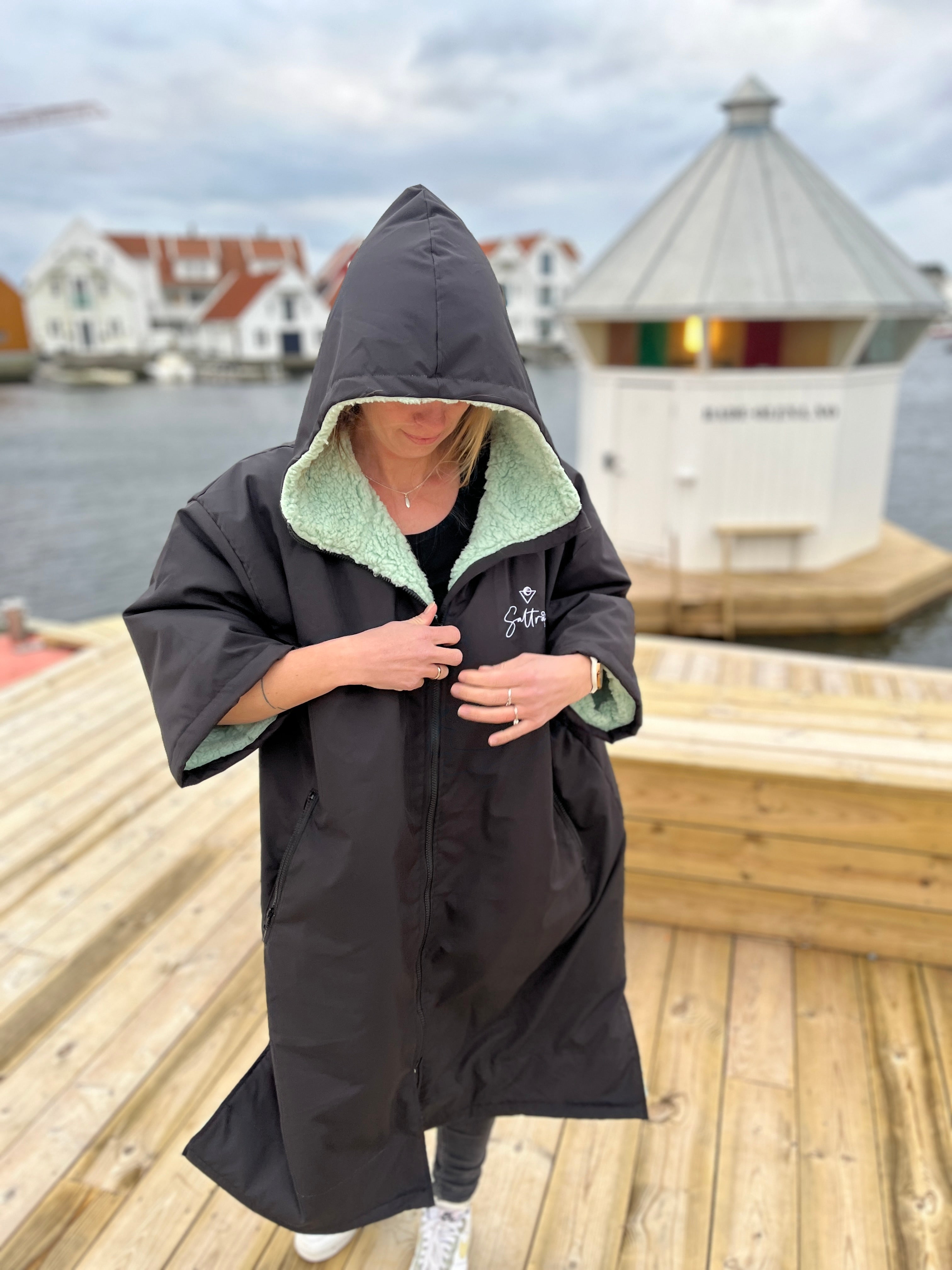 Vinterponcho-0